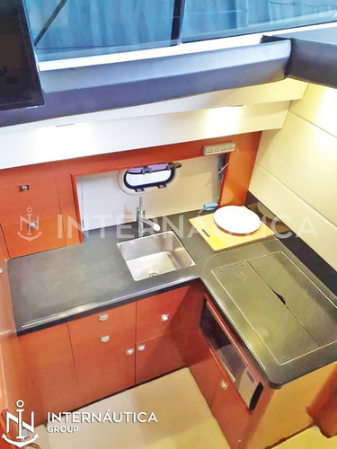 Imagem 20 de 24 de Prestige 40 2014 Intermarine Azimut Ferretti Phantom Sessa