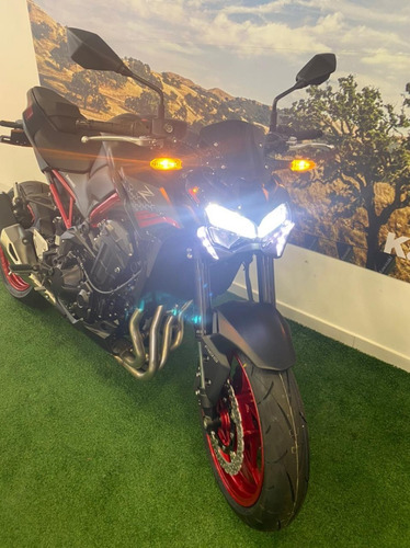 Imagem 4 de 8 de Z900 Preta Abs 2021 - A Melhor Condição Para Você