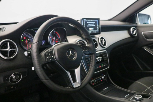 Imagem 6 de 15 de Mercedes-benz Gla 250 2.0 16v Turbo Gasolina Vision 4p