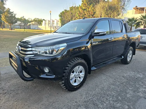 Toyota Hilux 2.8 Tdi Cabina Doble At