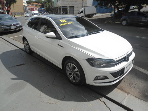 Imagem 3 de 10 de Volkswagen Polo Hatch 1.0 12v 4p Tsi 200 Highline Automático