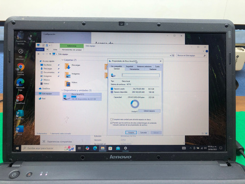 Laptop Lenovo G550 4gb Ram 240gb Ssd Win 10 Intel Celeron Negro (Usado)