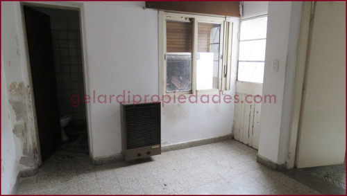 Imagen 18 de 23 de Casa Interna Venta Dos Dormitorios Macrocentro Bahia Blanca