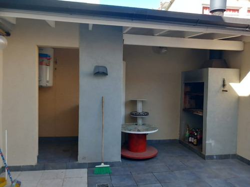 Imagen 3 de 21 de Casa Ph En Alquiler En Villa Luzuriaga