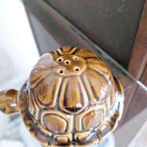 Salero Inglés Vintage Coleccionable En Forma De Tortuga (Usado)