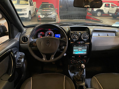 Renault Duster Oroch 2.0 Outsider Plus