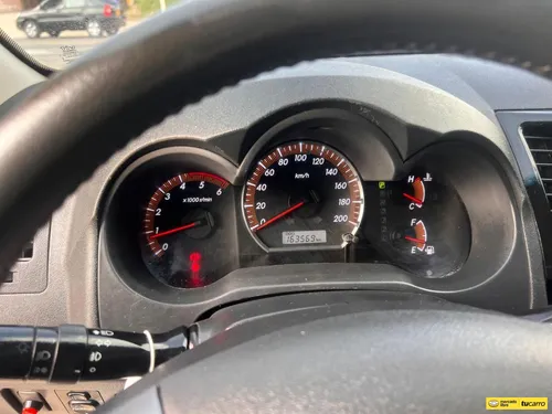 Toyota Hilux Srv