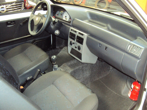 Imagem 7 de 10 de Fiat Uno Mille 1.0 Fire Flex 2p Com Ar Condicionado 2012