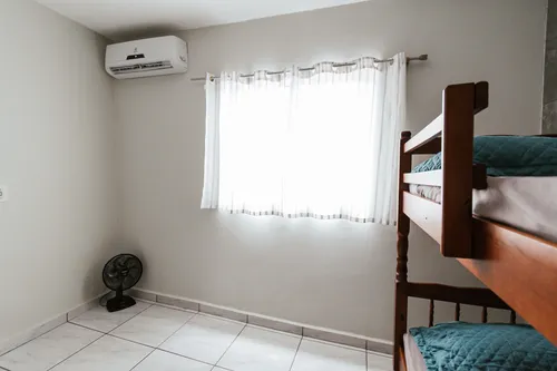 Sobrado Em Ubatuba, Prox A Praia Grande (12)991127687