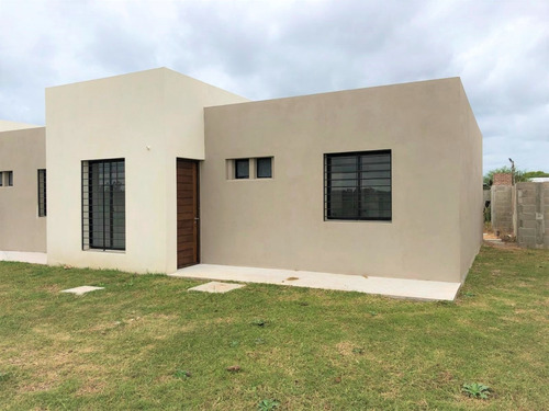 Casa A Estrenar Zona Norte | Carmelo