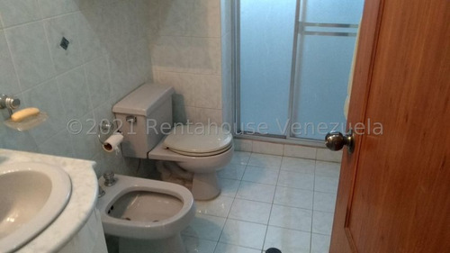 Imagen 7 de 12 de Mtz Vende Apartamento En Santa Monica 21-22859