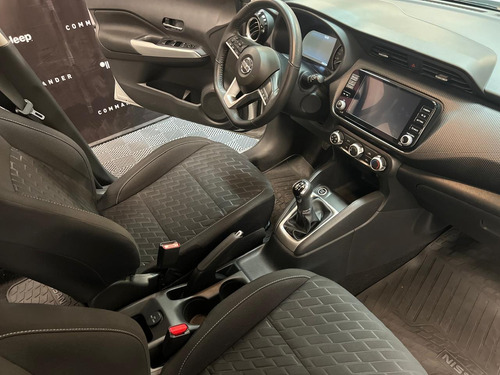 Nissan Kicks Advance Mt
