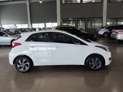 Hyundai HB20 HB20 1.6 COMFORT PLUS 16V FLEX 4P AUTOMÁTICO