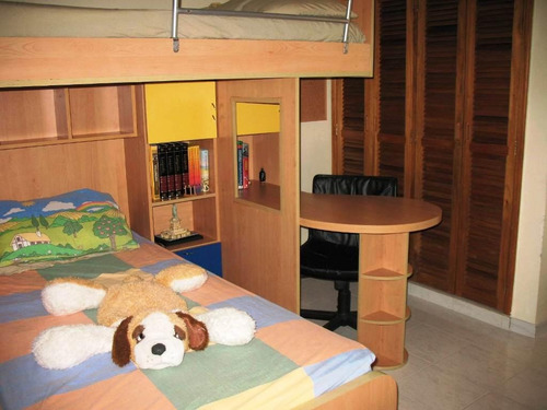 Imagen 6 de 12 de La Urbna, Se Vende Apartamento. Cod. 20-14488