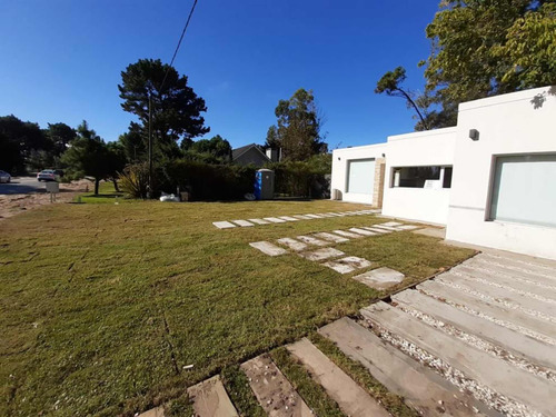 Imagen 25 de 30 de Alquiler. Casa Pinamar Verano 2024,piscina A Estrenar!!!