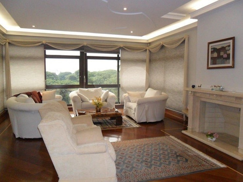Casa Impecavél Em Rua Tranquila E Arborizada. - 353-im34126