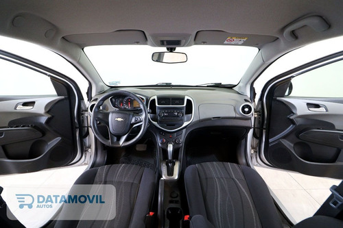 Imagen 8 de 12 de Chevrolet Sonic 2017 1.6 Lt At