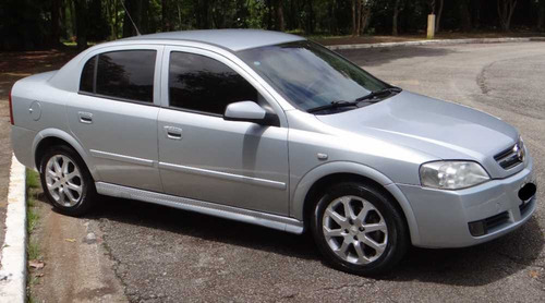Chevrolet Astra 2.0 Advantage Flex Power 5p 2010