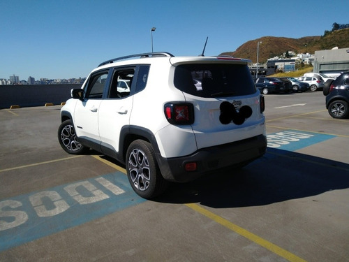 Imagem 4 de 11 de Jeep Renegade 2016 1.8 Longitude Flex Aut. 5p