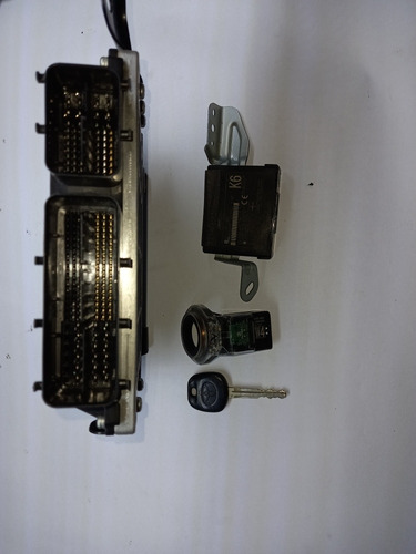 Computadora Toyota Hiace Kit Completo (Usado)