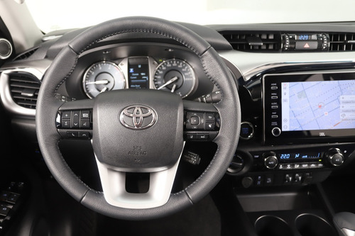 Imagen 11 de 15 de Toyota Hilux 4x2 Dc Srx 2.8 Tdi 6 At