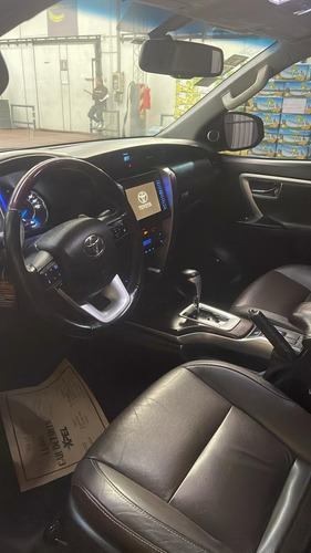 Toyota Hilux SW4 2.8 Srx 177cv 4x4 7as