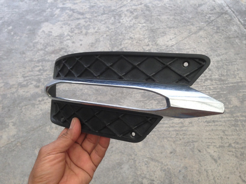 Imagen 3 de 7 de Parrilla Delantera Derecha Mercedes Benz C250 2012 Al 2014