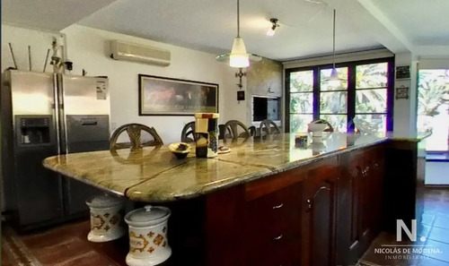 Vende Apartamento De 3 Dormitorios En San Rafael, Punta Del Este.