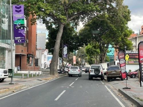 Imagen 8 de 10 de Venta Terreno 1.100m2 Las Mercedes Zonificacion V6ct Excelente Ubicación Vip Pietro Fornino