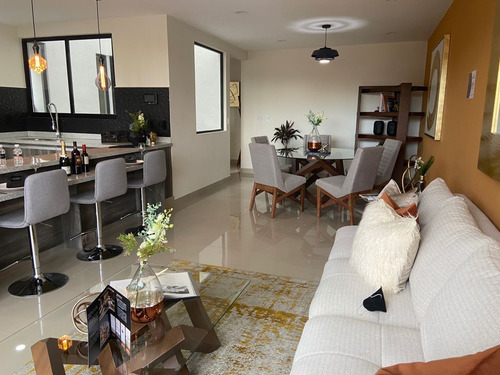 Departamento En Venta, Camelinas, Morelia.