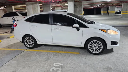 Ford Fiesta 1.6 Titanium At