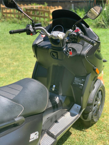 Motocicleta Piaggio Mp3 2011