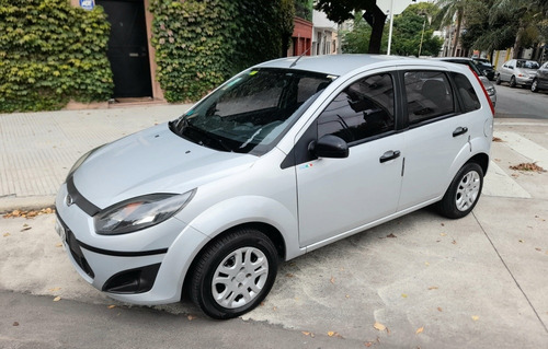 Ford Fiesta 1.6 One Ambiente 98cv 2013