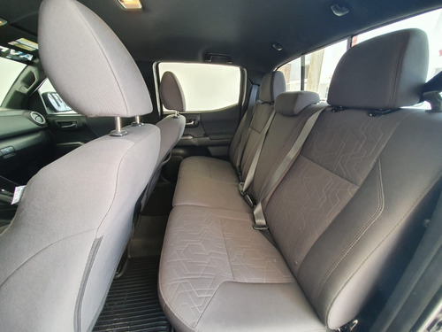 Imagen 12 de 13 de Toyota Tacoma 4x2