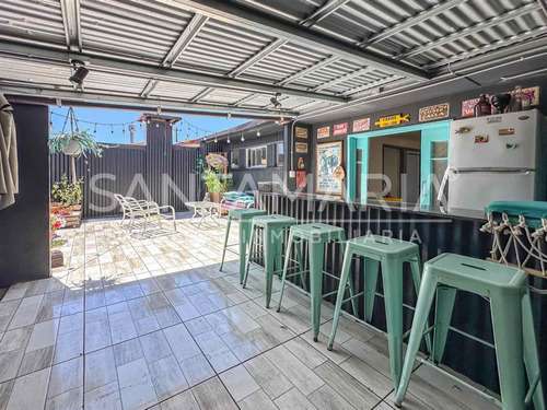 Departamento En Venta De 5 Dorm. En Concepción