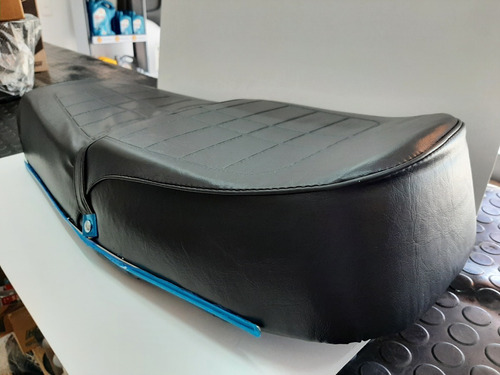 Asiento De Cg /sapucai/classic En Cuerina Excelente!!!