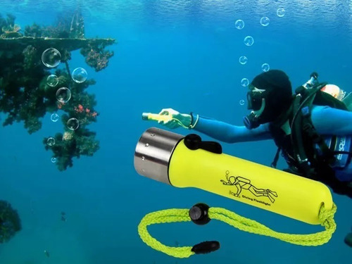 Linterna Impermeable Acuática Buseo Camping Senderismo Caza