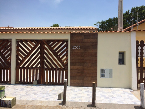 Imagem 8 de 11 de Casa Com Piscina Com Cascata, Churrasqueira, No Bairro Suarão, Em Itanhaém, À 1,1 Km Do Mar, Aceita Financiamento Bancário
