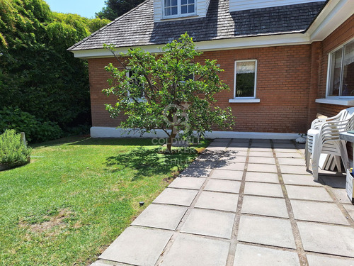 La Dehesa, Hermosa Casa Venta Montecarmelo