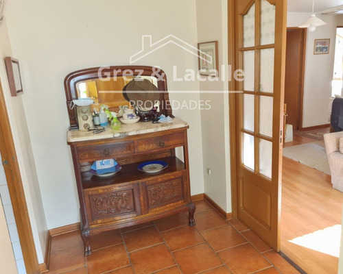 Se Arrienda Increíble Casa En Sector Av. España, Curicó.