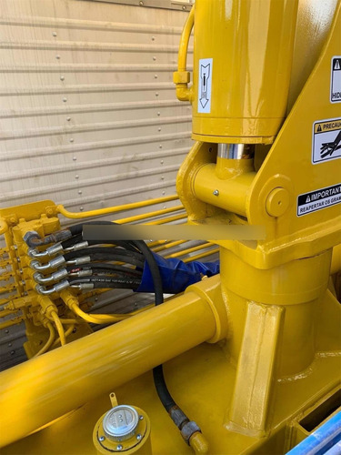 Imagem 3 de 5 de Munck Gvetec 12.200 P/6 Ton 100% Reformado