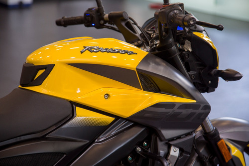 Imagen 3 de 14 de Bajaj Rouser Ns 200 Dunlop Lidermoto Entrega Inmediata