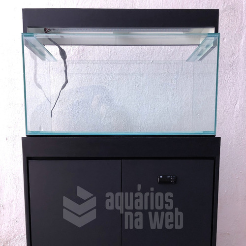 Imagem 3 de 10 de Aquário Com Móvel 128 Litros 80x40x40 Vidro 6mm Retangular