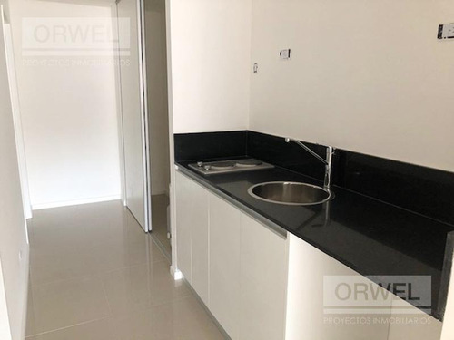 Imagen 4 de 13 de Edificio Liberateur! 187 M2. 4 Baños Y 2 Cocheras.