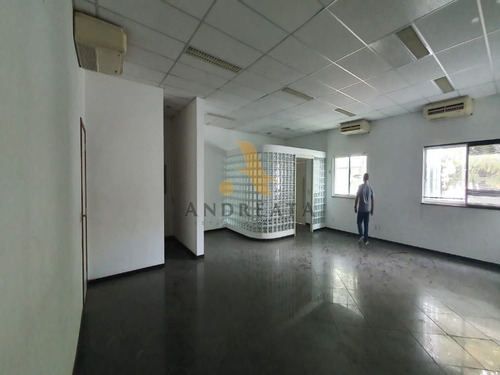 Imagem 8 de 25 de Zona Norte - Vila Isabel - Maravilhoso Predio Comercial Com Dois Pavimentos. Amplos Espaços Para Adptação De Varias Atividades, - Loc5545m - 70703912
