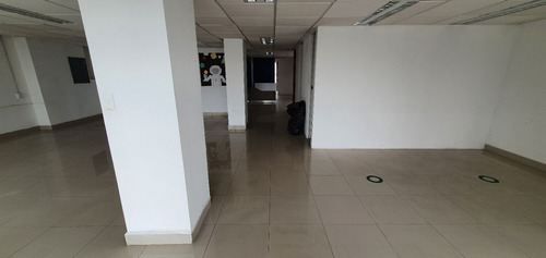 Oficina 224m2 En Anzures Acondicionada Y Lista Con Areas Abiertas Y Privados
