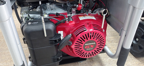 Imagen 4 de 8 de Planta Electrica 8.5 Kva Marca Honda 110/220 V Motor 13 Hp