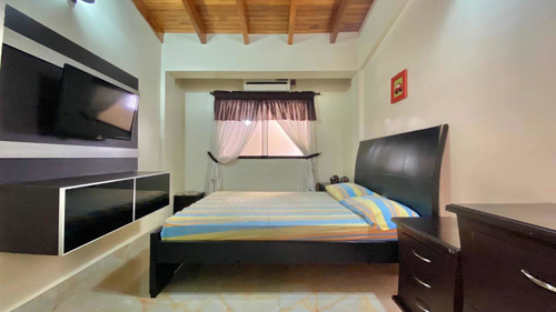 Imagen 8 de 23 de Casa De Lujo En Alquiler