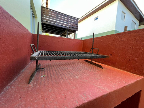 Imagen 26 de 30 de Ph En Venta De 3 Amb En Pb Patio , Parrilla , Una Cuadra De La Playa - Villa Gesell