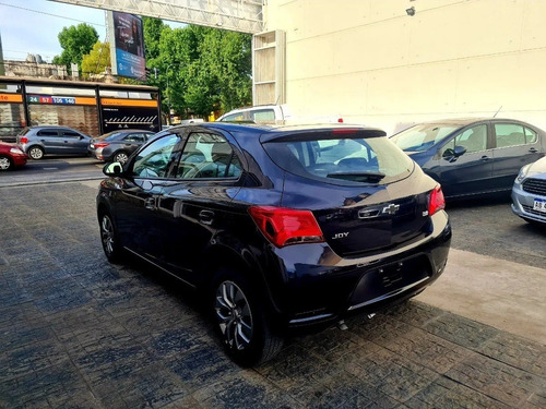 Imagen 11 de 22 de Chevrolet Onix Joy Black Edition 100% Financiado Fábrica #8
